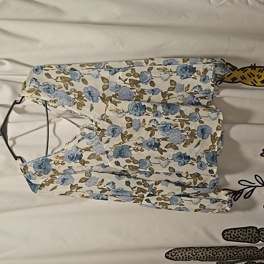 Flowy blouse